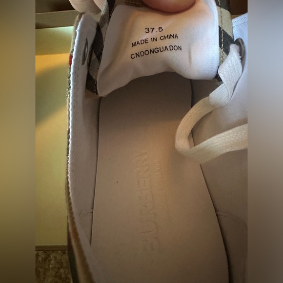 COPY - Brand new Burberry Jack Check Low top sneaker - Archive Beige - Picture 6 of 9